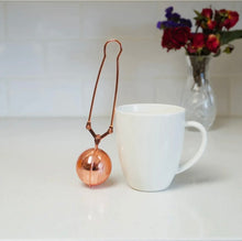 Load image into Gallery viewer, Rose Gold Large Tea Strainer 7&quot;
